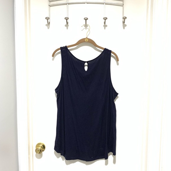 Gap XL laced navy tank top - Picture 2 of 3
